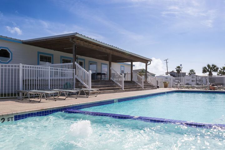 Pool 34 of 44