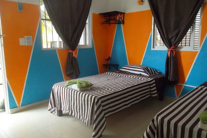 Room 3 of 68