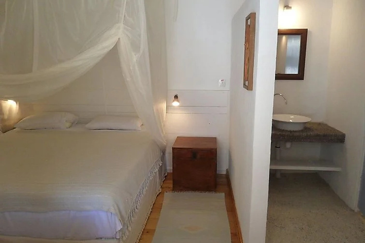 Room 3 of 15