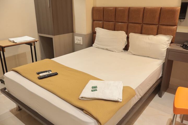Room 20 of 49