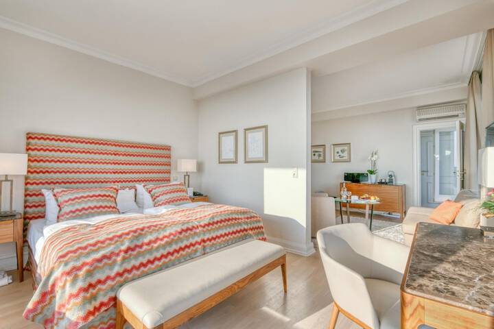 Room 14 of 187