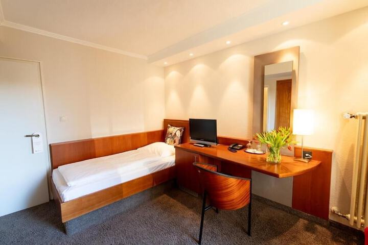 Room 29 of 39