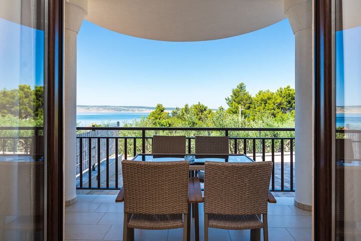 Terrace/Patio 44 of 137