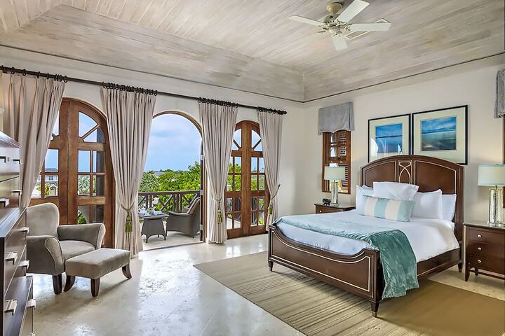 Room 2 of 17