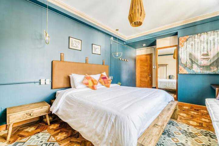 Room 10 of 41