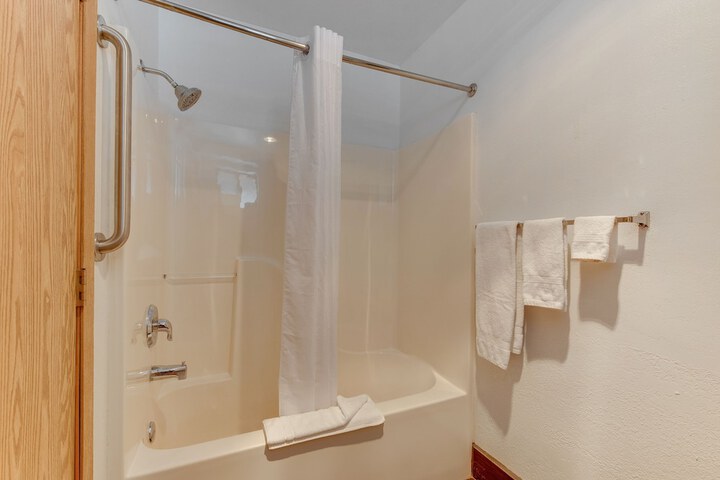 Hotel Interior 74 of 153