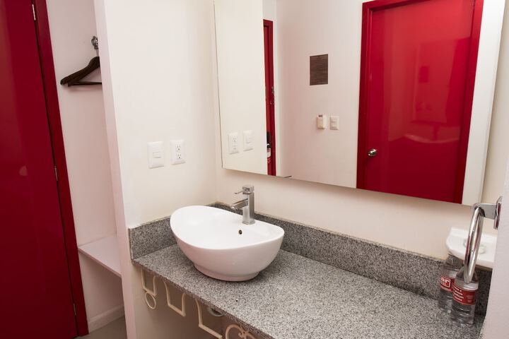 Room 14 of 52