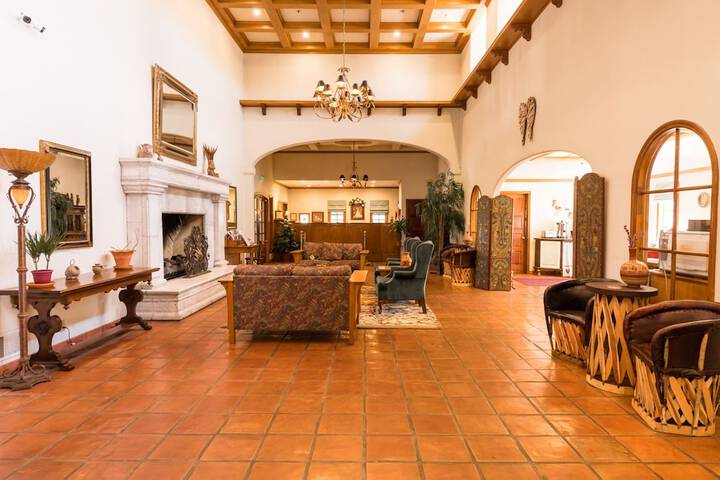 Hotel Interior 5 of 43