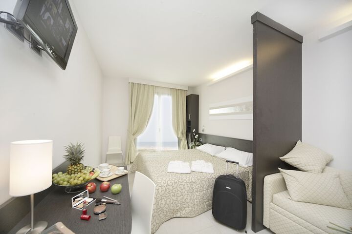 Room 22 of 53