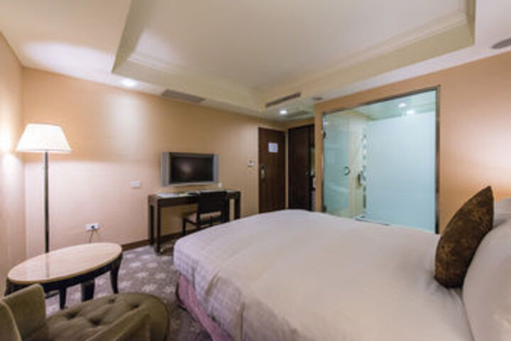 Room 27 of 50