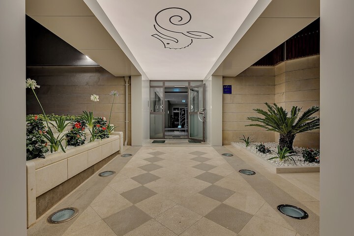 Hotel 32 of 38