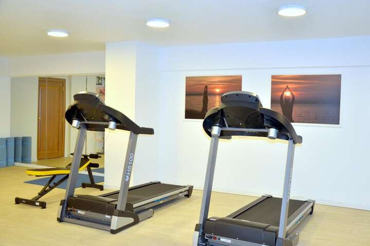 Health and Fitness 24 of 47