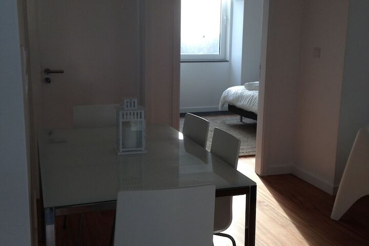 Room 10 of 37
