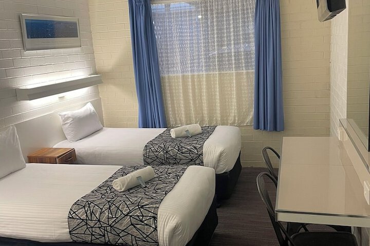 Room 43 of 70