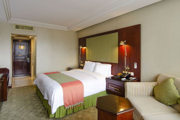 Room 14 of 71