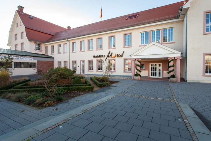 Hotel 41 of 44