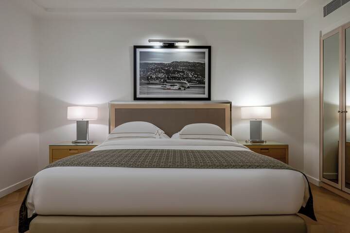 Room 21 of 315
