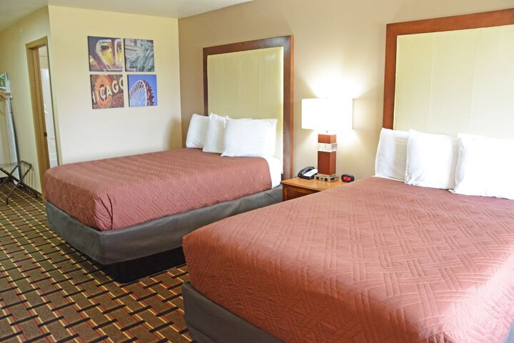 2 Double Beds (12 of 26)