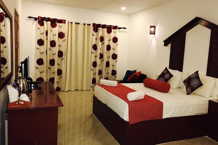 Room 4 of 43
