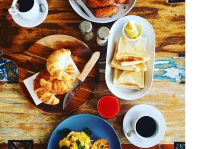 Breakfast/Coffee Service 39 of 52