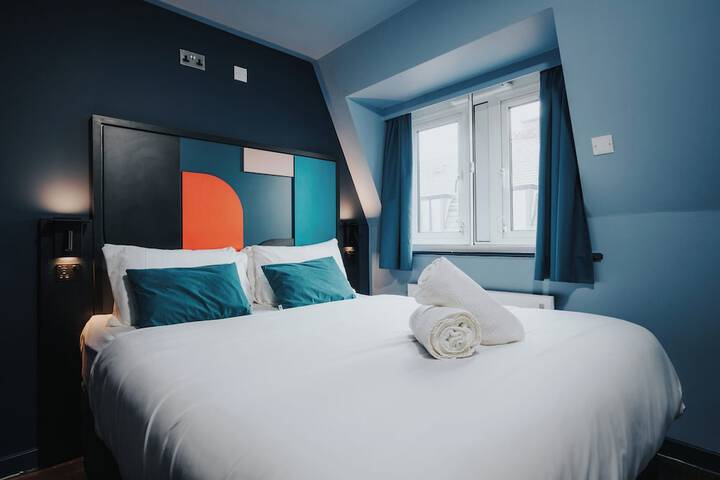 Room 14 of 48