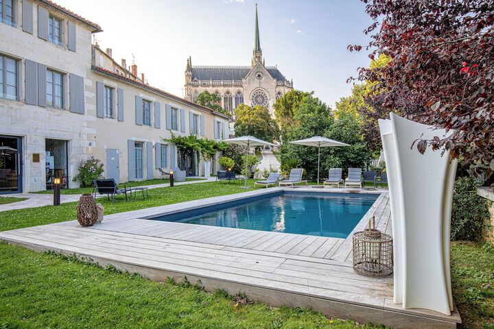 Hotel Angoulême Le Saint Gelais in Angouleme