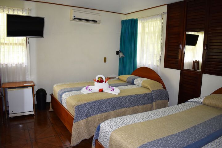 Room 10 of 117