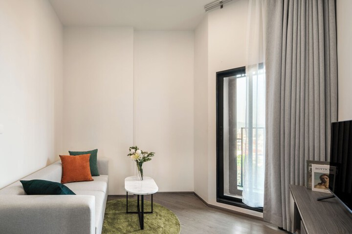 Room 10 of 24