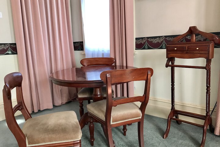 Room 17 of 60