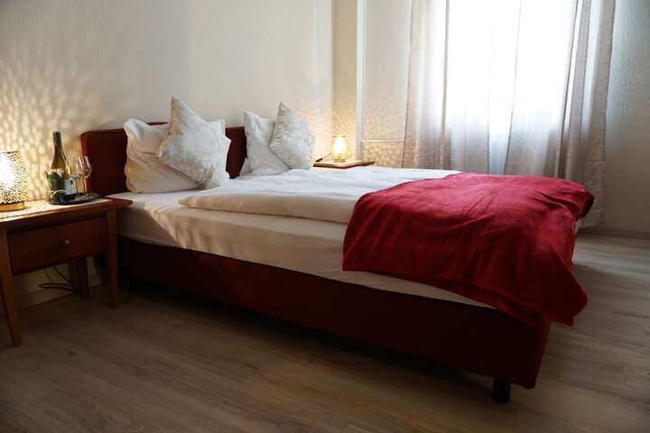 Room 16 of 82