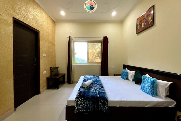 Room 21 of 60