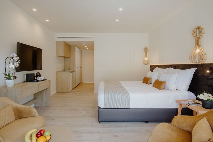 Room 30 of 78