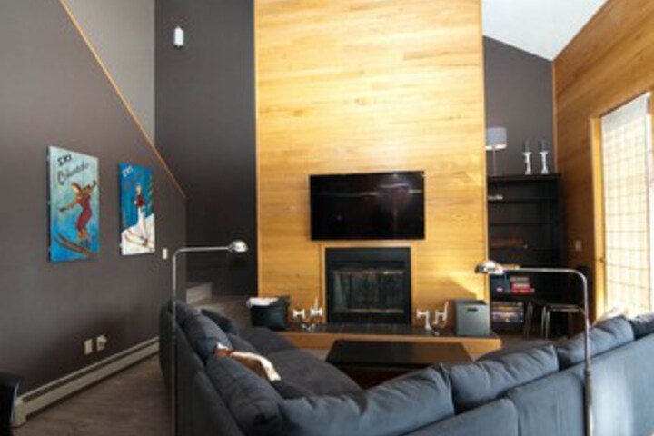 Room 8 of 18
