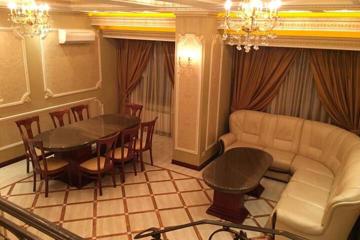 Hotel Interior 4 of 25