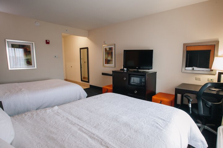 Room 16 of 94