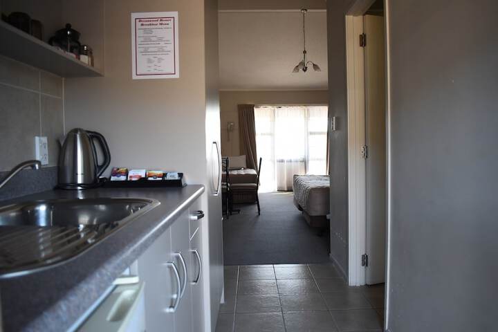 Room 2 of 49