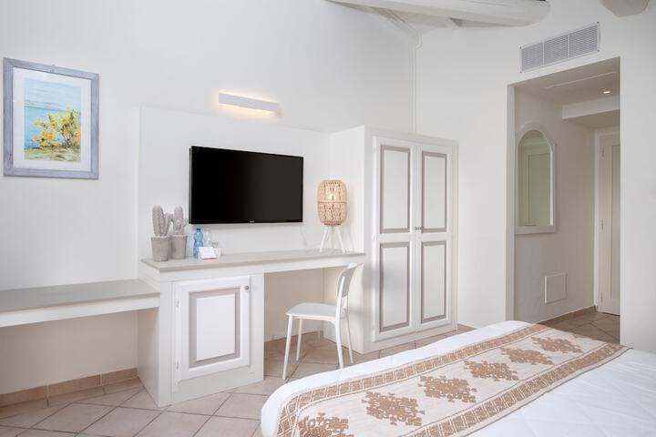 Room 18 of 51