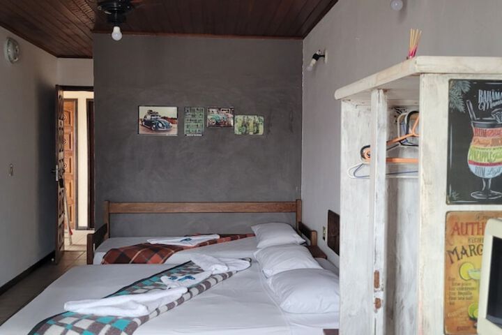 Room 18 of 149