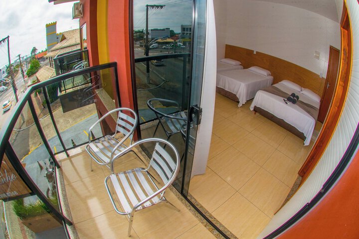 Room 18 of 36