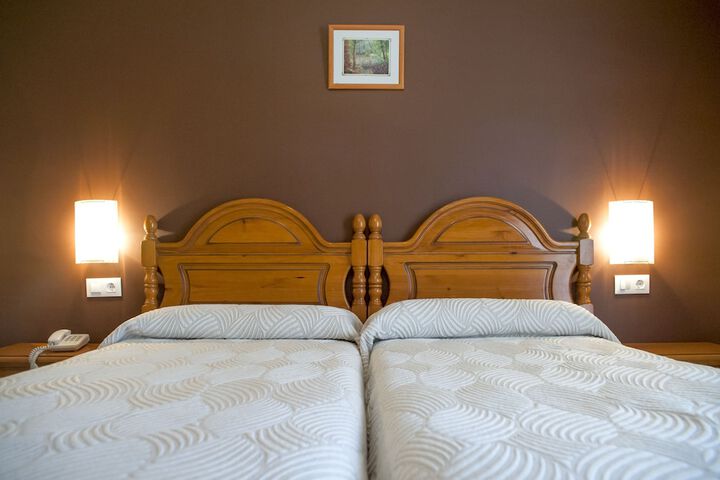Room 13 of 52