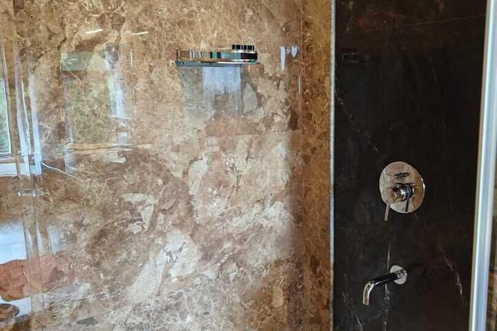 Room 133 of 251