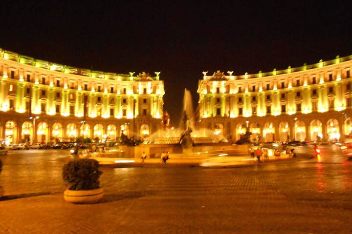 Hotel Entry