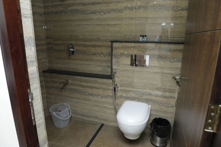 Room 20 of 24