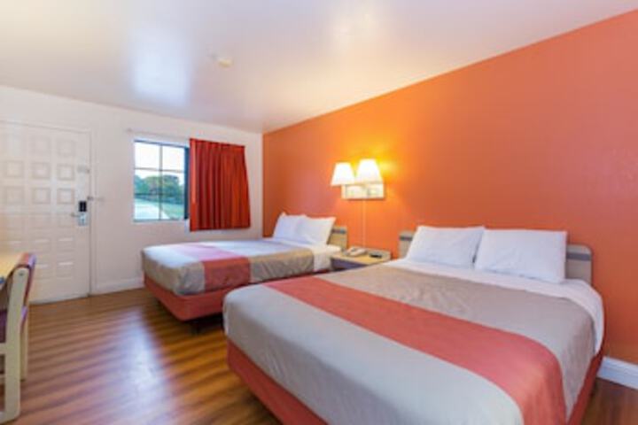 Room 14 of 42
