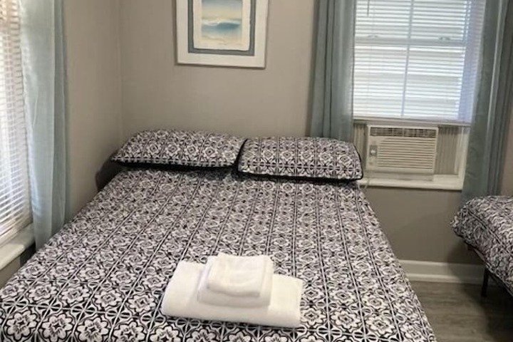 Room 33 of 53