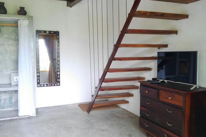 Room 5 of 43