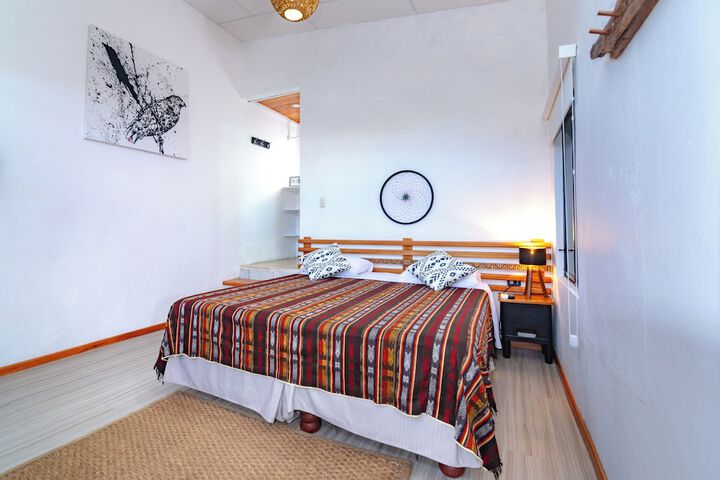 Room 10 of 42