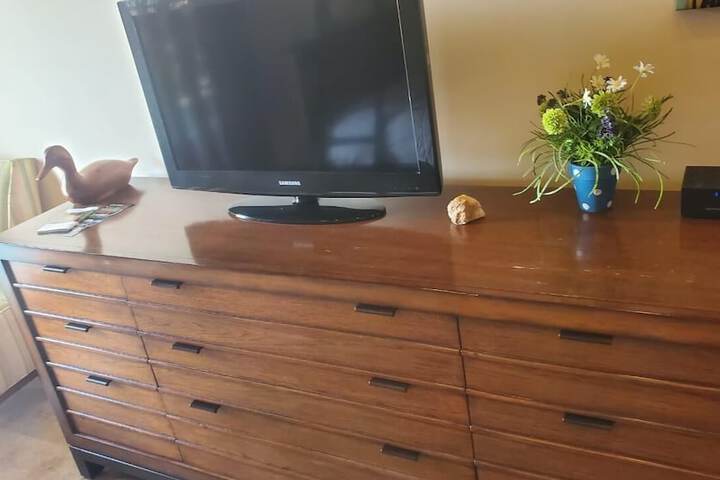 Room 82 of 171
