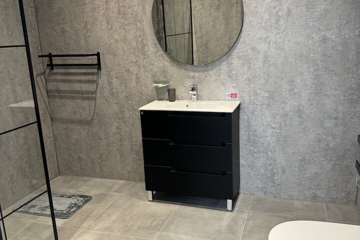 Room 19 of 28