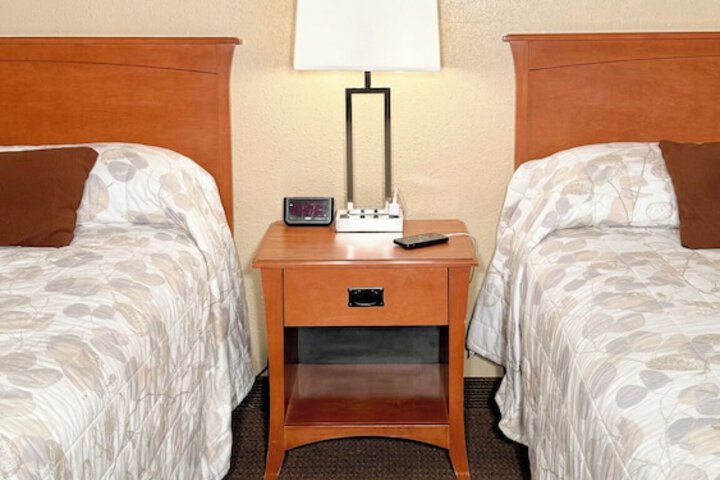 Room 14 of 43